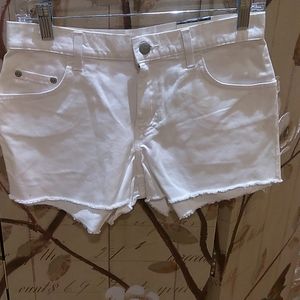 NEW NWT Shorts White Size 7- New - X 10